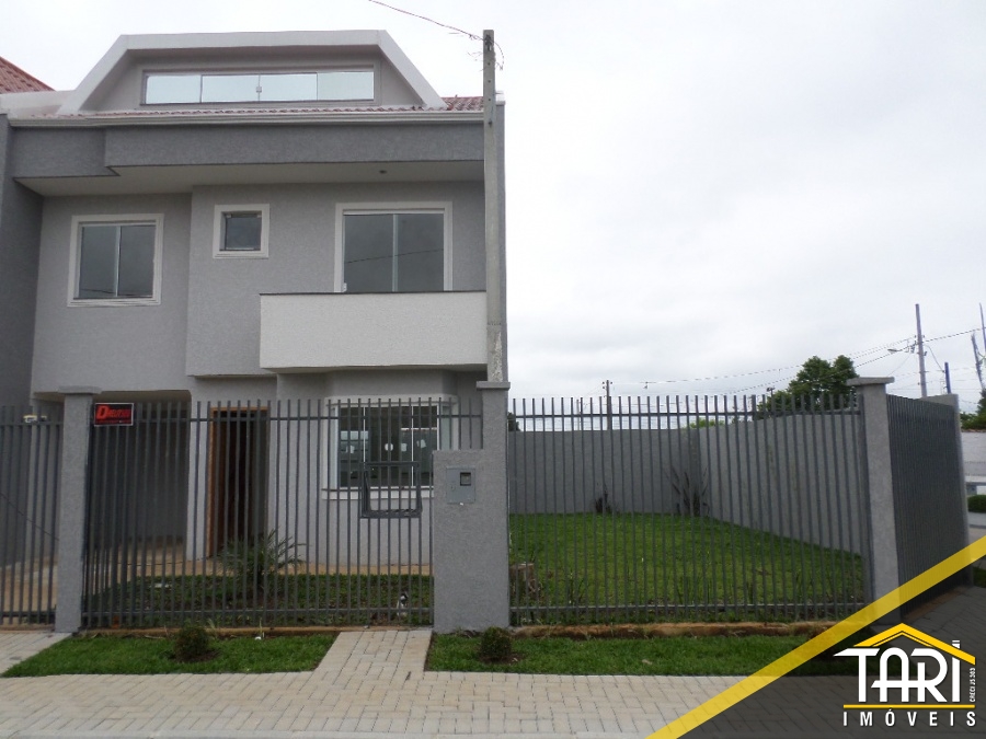 TRIPLEX ALTO PADRÃO DE ESQUINA TRIPLEX ALTO PADRÃO DE ESQUINA