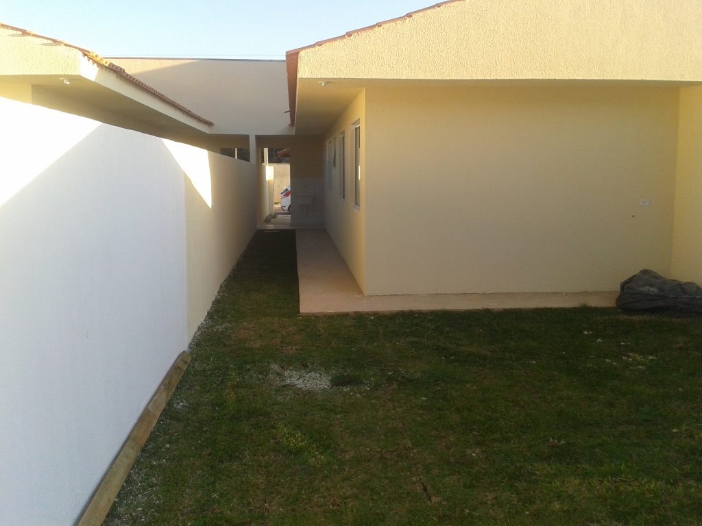 CASA COM PASSAGEM LATERAL CASA COM PASSAGEM LATERAL