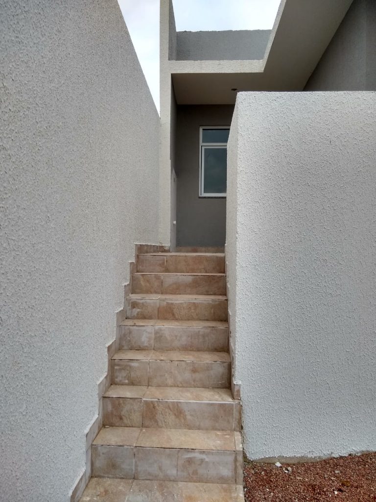 CASA COM CHURRASQUEIRA CASA COM CHURRASQUEIRA