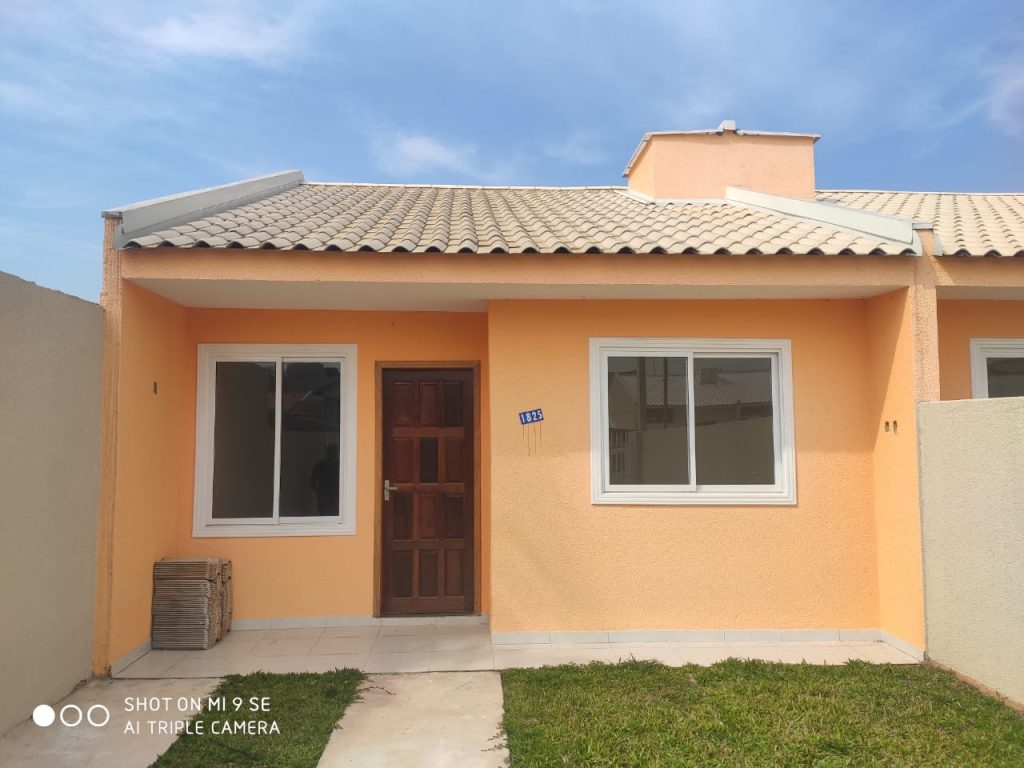 CASA COM 3 QUARTOS PRONTA PARA MORAR CASA COM 3 QUARTOS PRONTA PARA MORAR