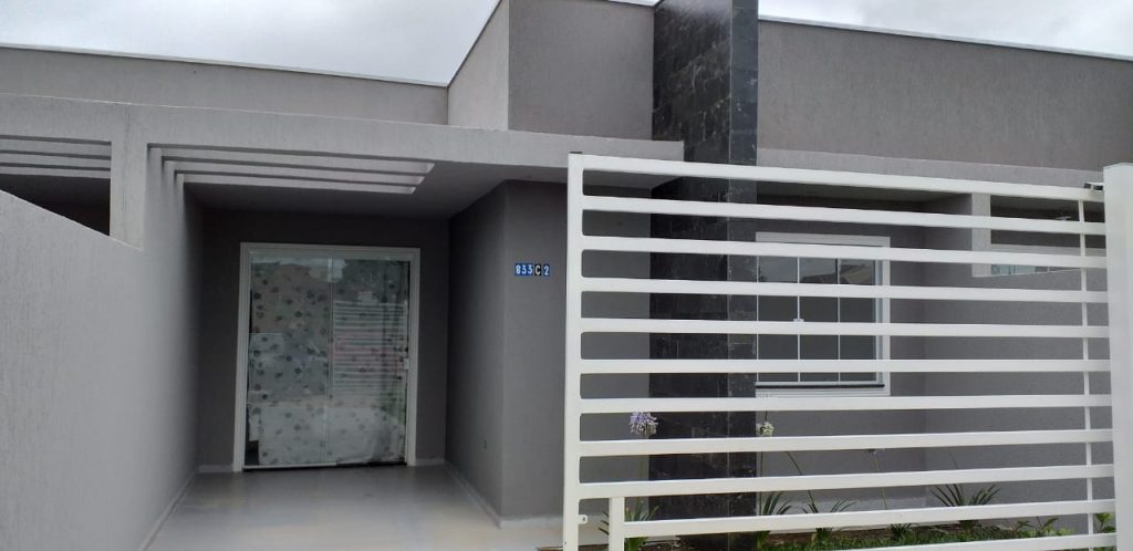 CASA COM 3 QUARTOS EXCELENTE LOCALIZAÇÃO CASA COM 3 QUARTOS EXCELENTE LOCALIZAÇÃO