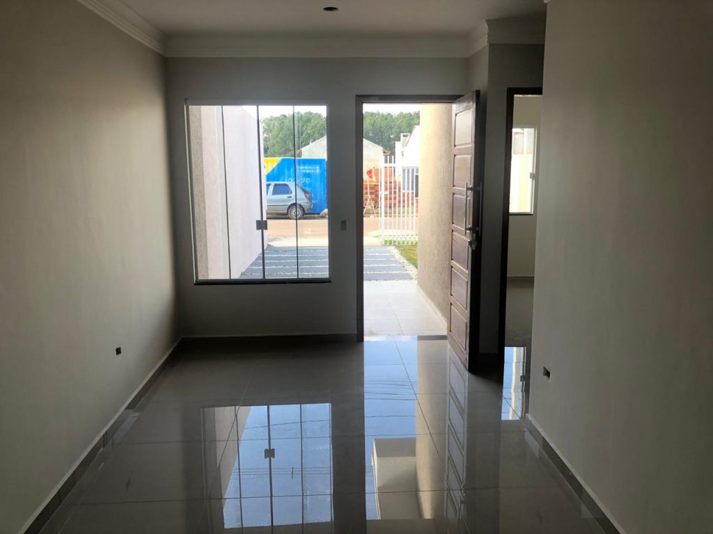 EXCELENTE CASA COM CHURRASQUEIRA EXCELENTE CASA COM CHURRASQUEIRA