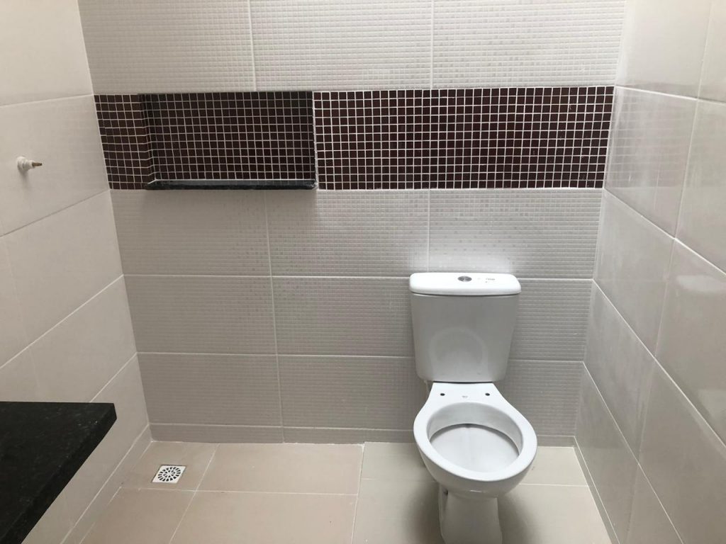 EXCELENTE CASA COM CHURRASQUEIRA EXCELENTE CASA COM CHURRASQUEIRA