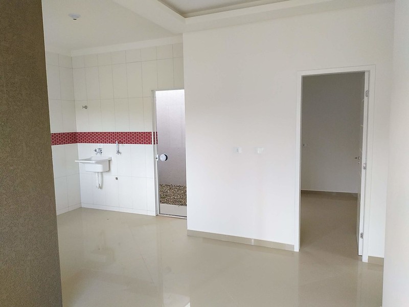 Bela Casa de Esquina – Pronta pra morar Bela Casa de Esquina – Pronta pra morar