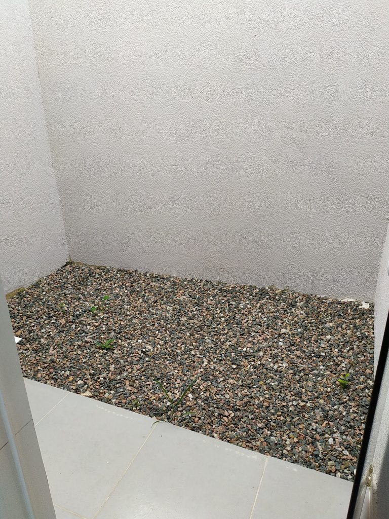 Bela Casa de Esquina – Pronta pra morar Bela Casa de Esquina – Pronta pra morar