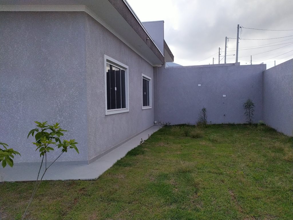 Bela Casa de Esquina – Pronta pra morar Bela Casa de Esquina – Pronta pra morar