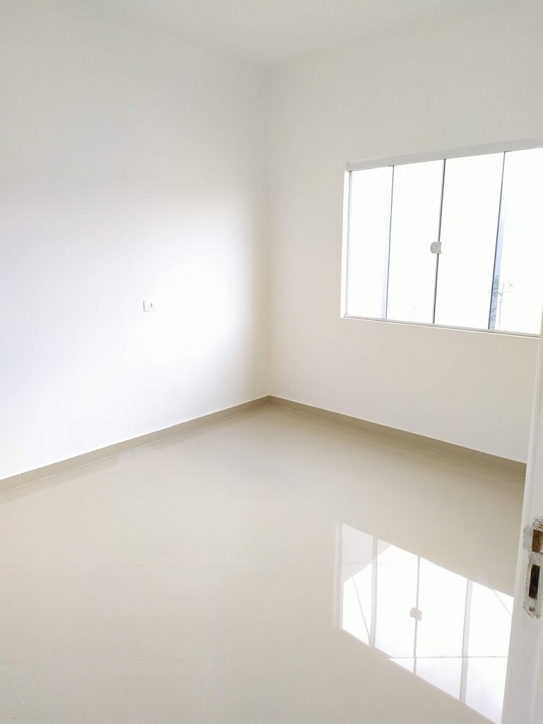 Bela Casa de Esquina – Pronta pra morar Bela Casa de Esquina – Pronta pra morar