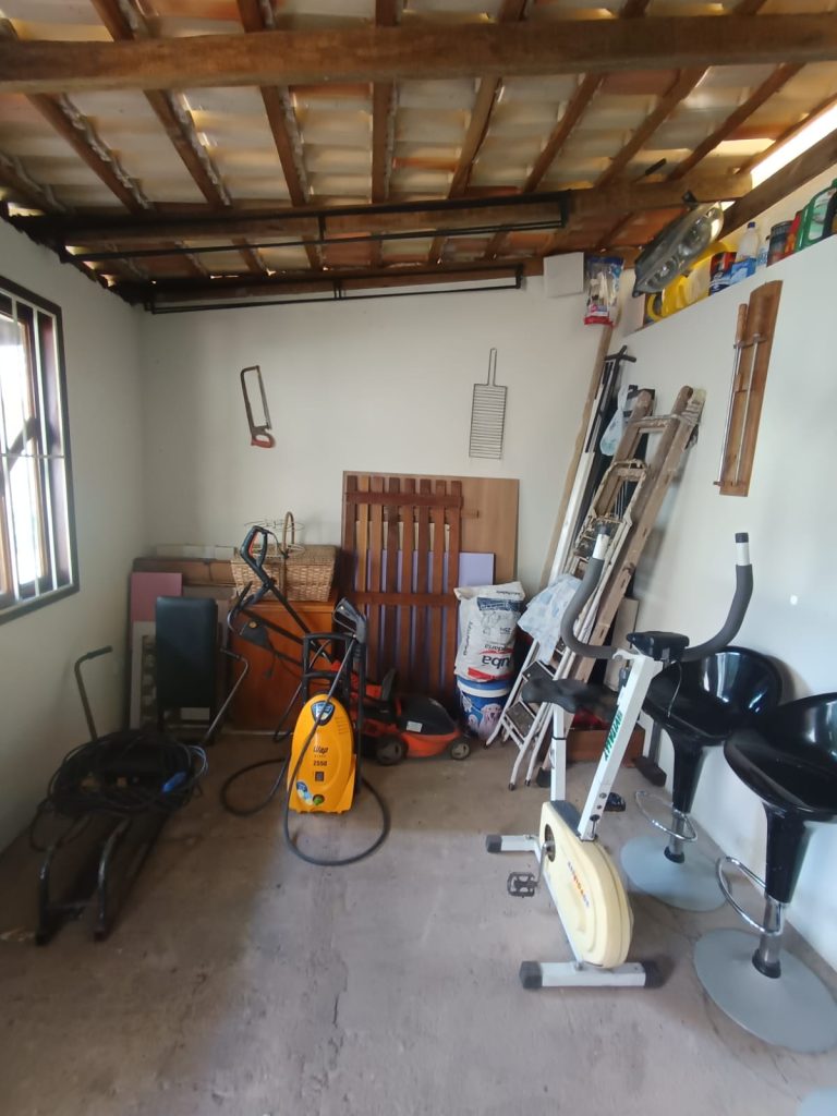 Sobrado excepcional com terreno amplo