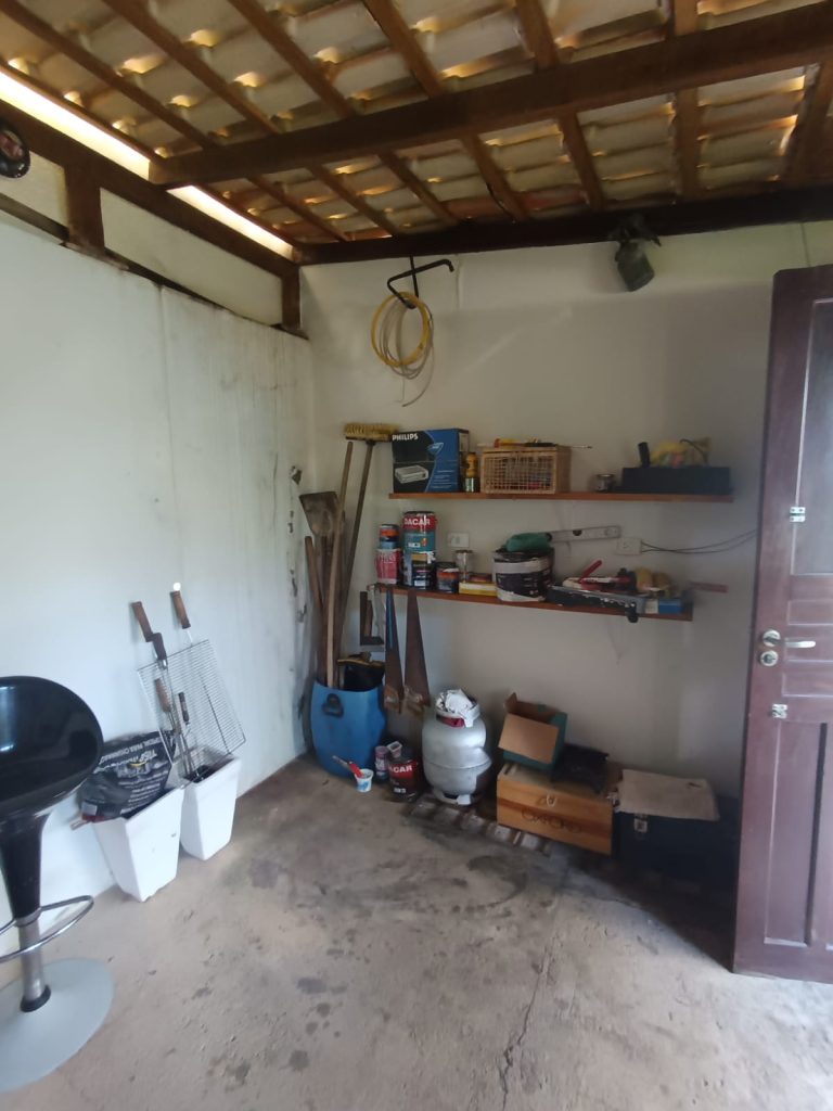 Sobrado excepcional com terreno amplo