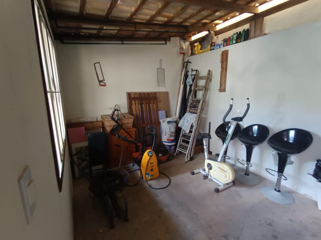 Sobrado excepcional com terreno amplo