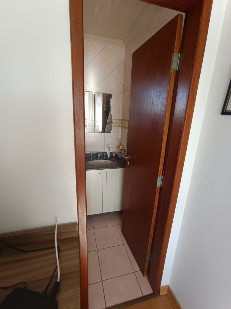 Sobrado excepcional com terreno amplo