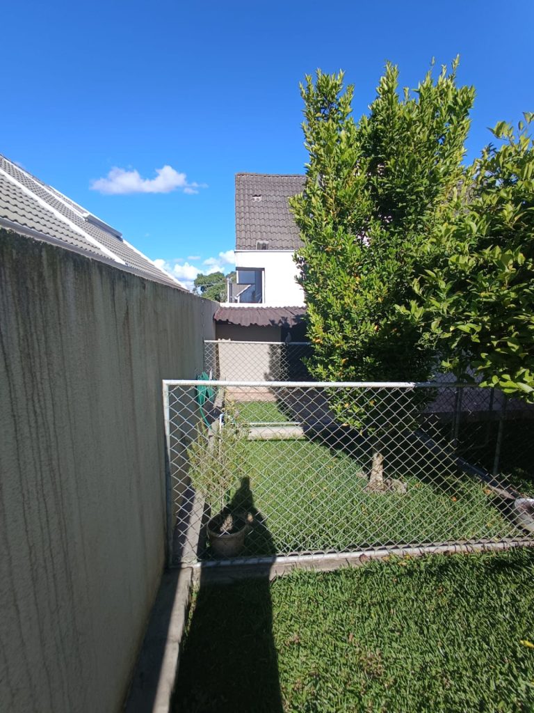 Sobrado excepcional com terreno amplo