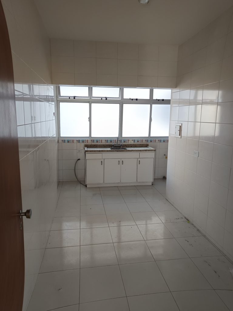 Apartamento Grande no Centro Curitiba