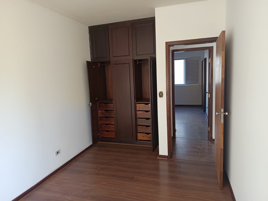 Apartamento Grande no Centro Curitiba