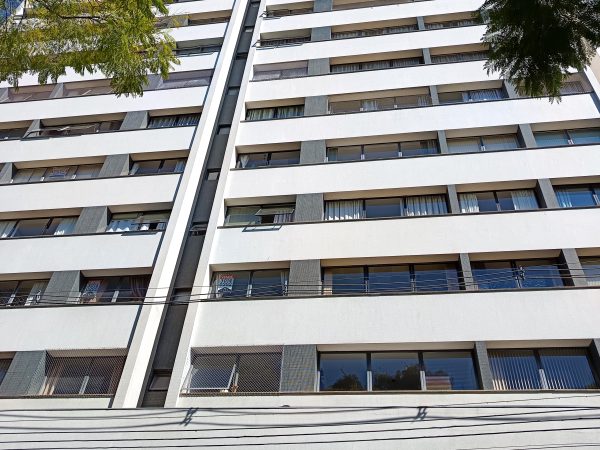Apartamento Grande no Centro Curitiba